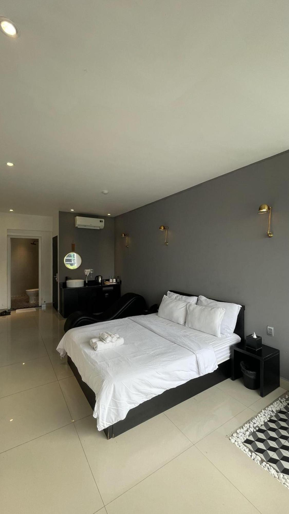 A In Hotel Riverside Ho Chi Minh City Bagian luar foto